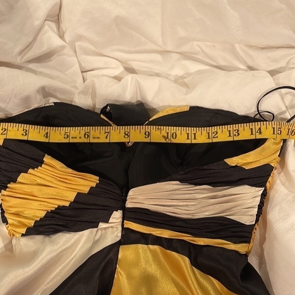 🎉HP🎉🔥SALE 🔥Jovani black yellow and white dress - Picture 12 of 12